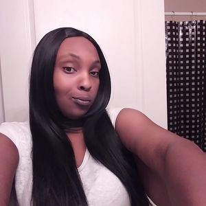 Meet your Posher, Markelia